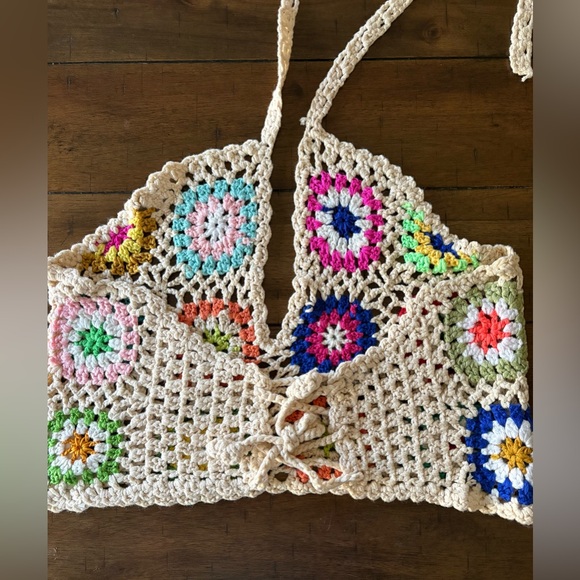 Cupshe Crochet Halter swim coverup granny square top small NWT - Picture 4 of 4